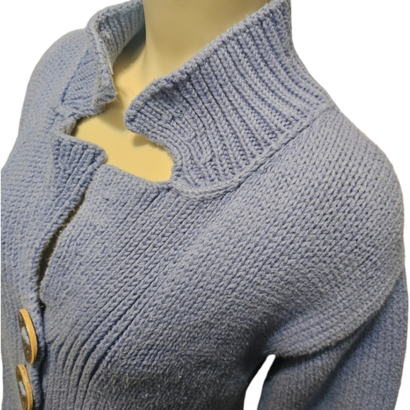 Pure handknit button up cardigan sweater. Medium - Picture 2 of 6